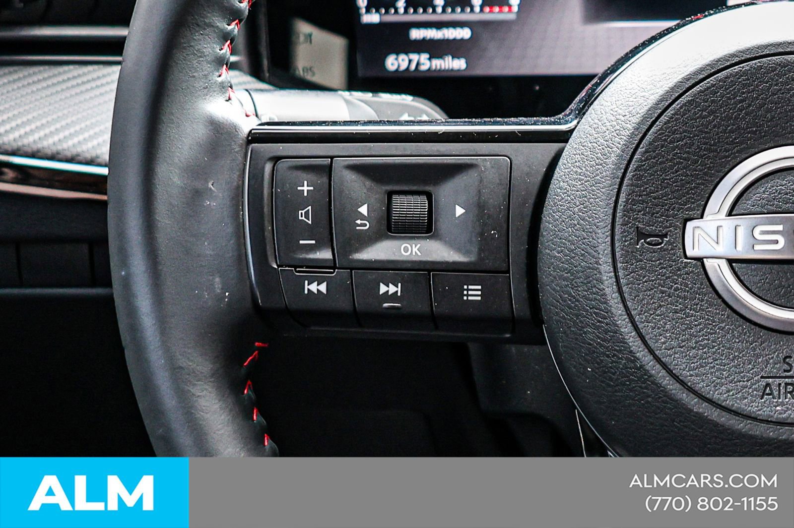 Used 2025 Nissan Kicks SR FWD image 27