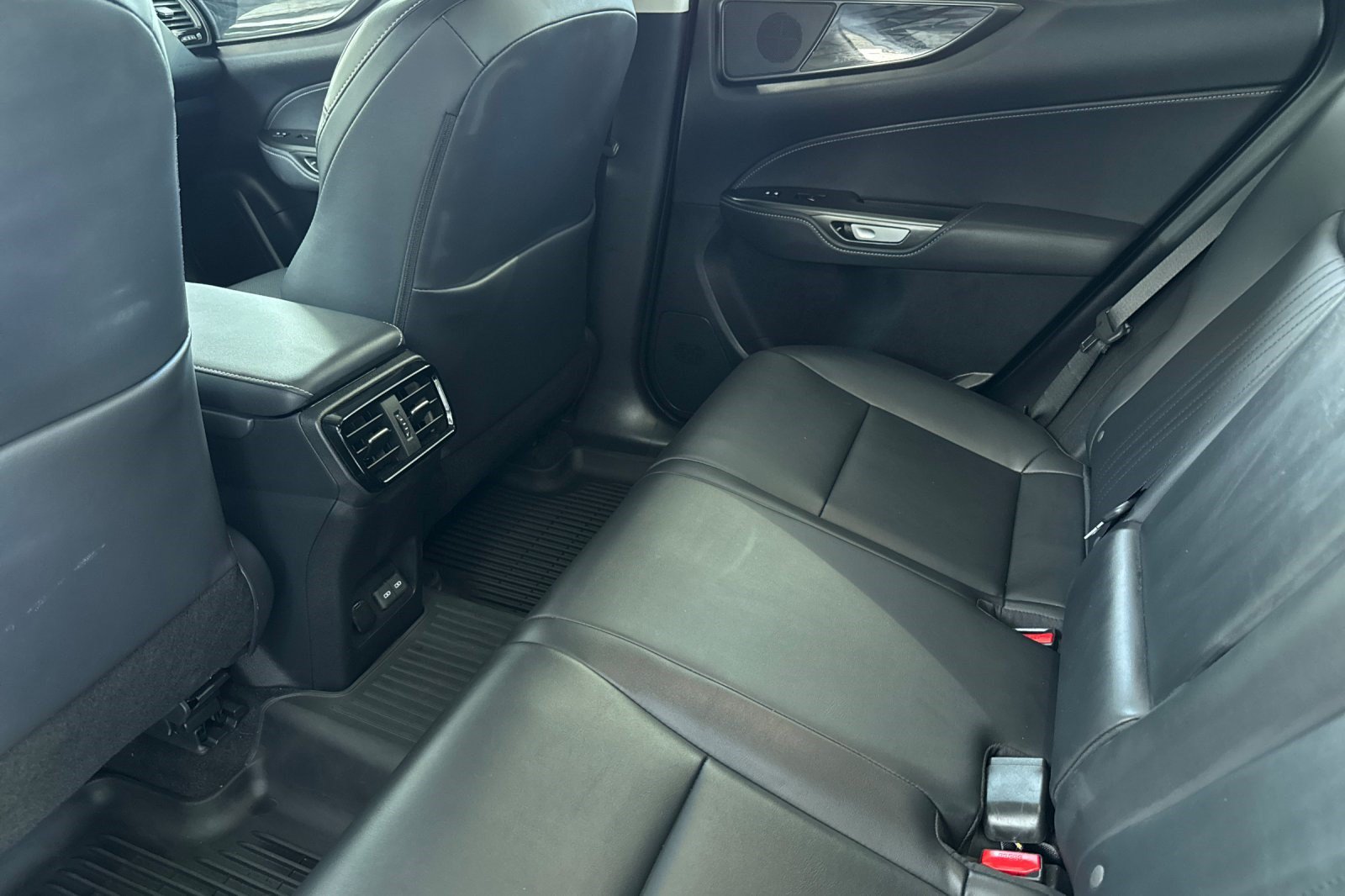 Certified 2026 Lexus NX 350h AWD w/ Accessory Package (2T) image 15