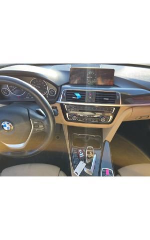 Used 2017 BMW 330i xDrive Sedan AWD/4WD image 4