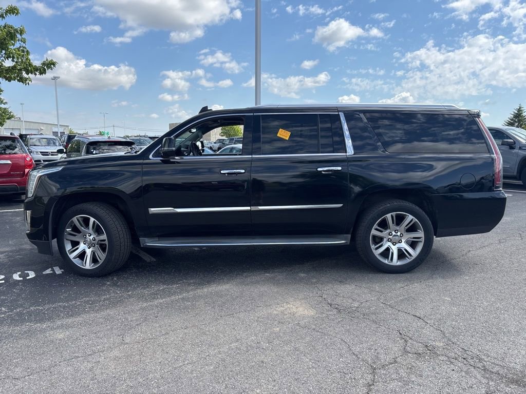 Used 2015 Cadillac Escalade ESV Luxury AWD/4WD image 6