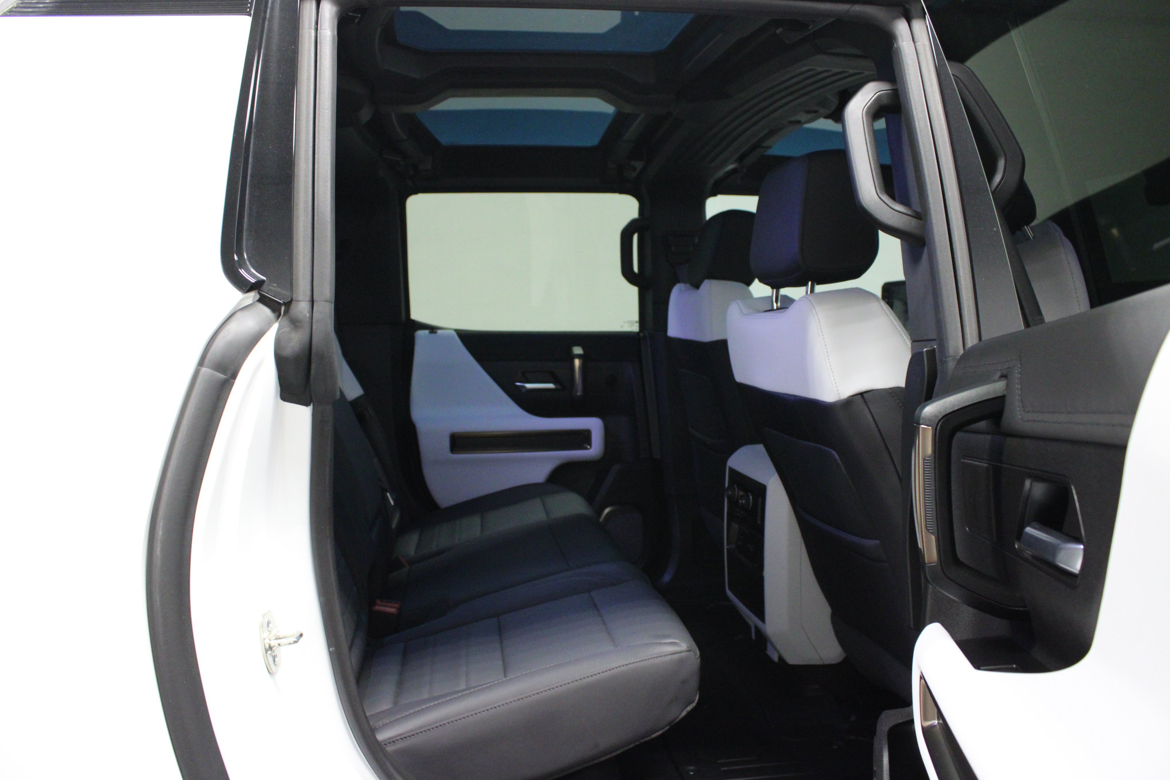 Used 2025 GMC Hummer EV 3X w/ Battery Pack, 24 Module Pack AWD/4WD image 15