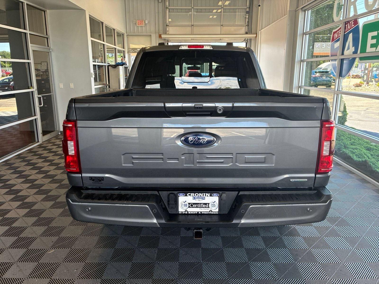 Used 2023 Ford F150 XLT AWD/4WD image 5
