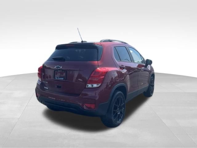 Used 2021 Chevrolet Trax LT w/ Premium Seat Package AWD/4WD image 5