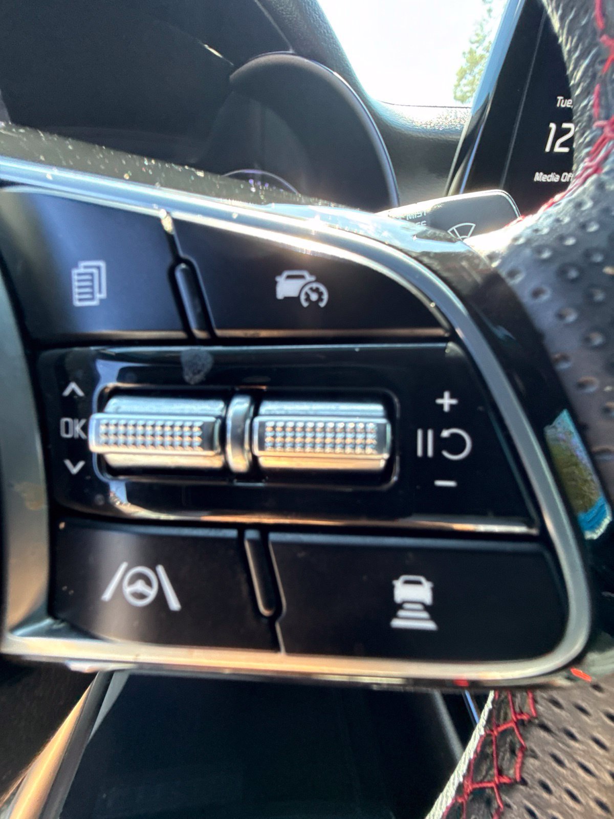 Used 2023 Kia Forte GT w/ GT2 Package FWD image 22