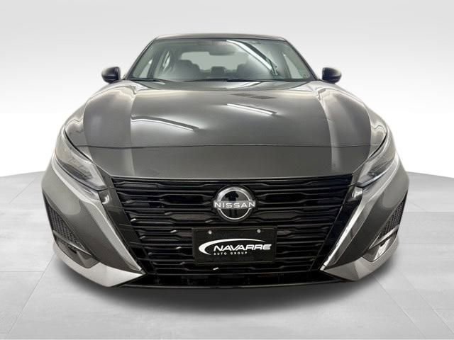 Used 2025 Nissan Altima 2.5 S image 4