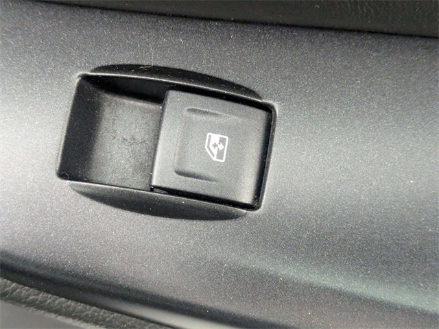 Used 2017 Chevrolet Suburban Premier image 37