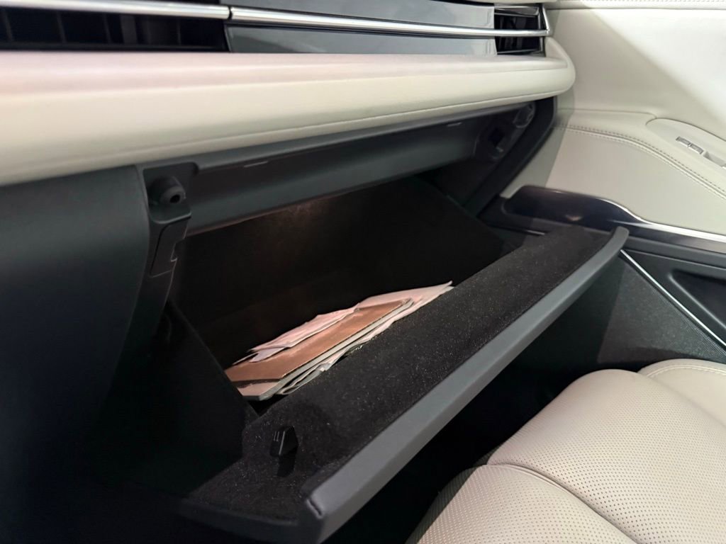 Certified 2025 Lincoln Navigator Reserve image 38