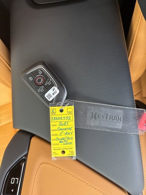 New 2025 Chevrolet Corvette E-Ray AWD/4WD image 22