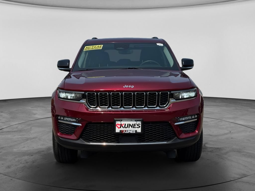Used 2023 Jeep Grand Cherokee Limited AWD/4WD image 2