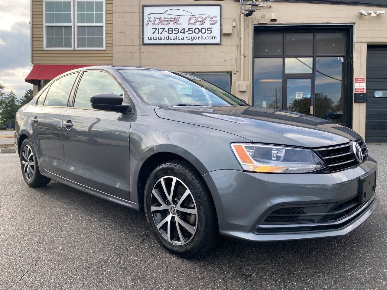 Used 2016 Volkswagen Jetta SE FWD image 33