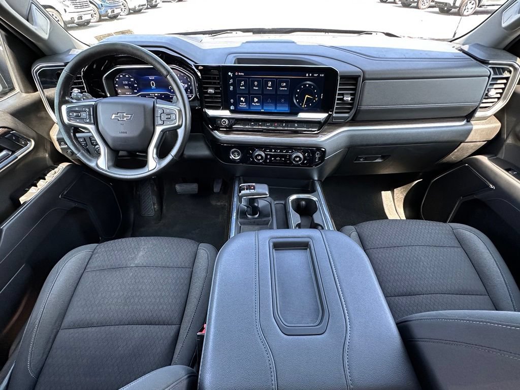 Used 2022 Chevrolet Silverado 1500 RST w/ Z71 Off-Road Package AWD/4WD image 29