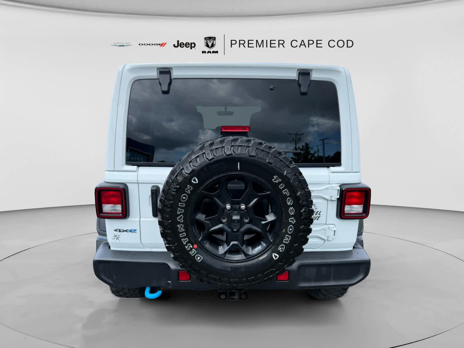 Used 2023 Jeep Wrangler Unlimited w/ Sun & Screen Package AWD/4WD image 10