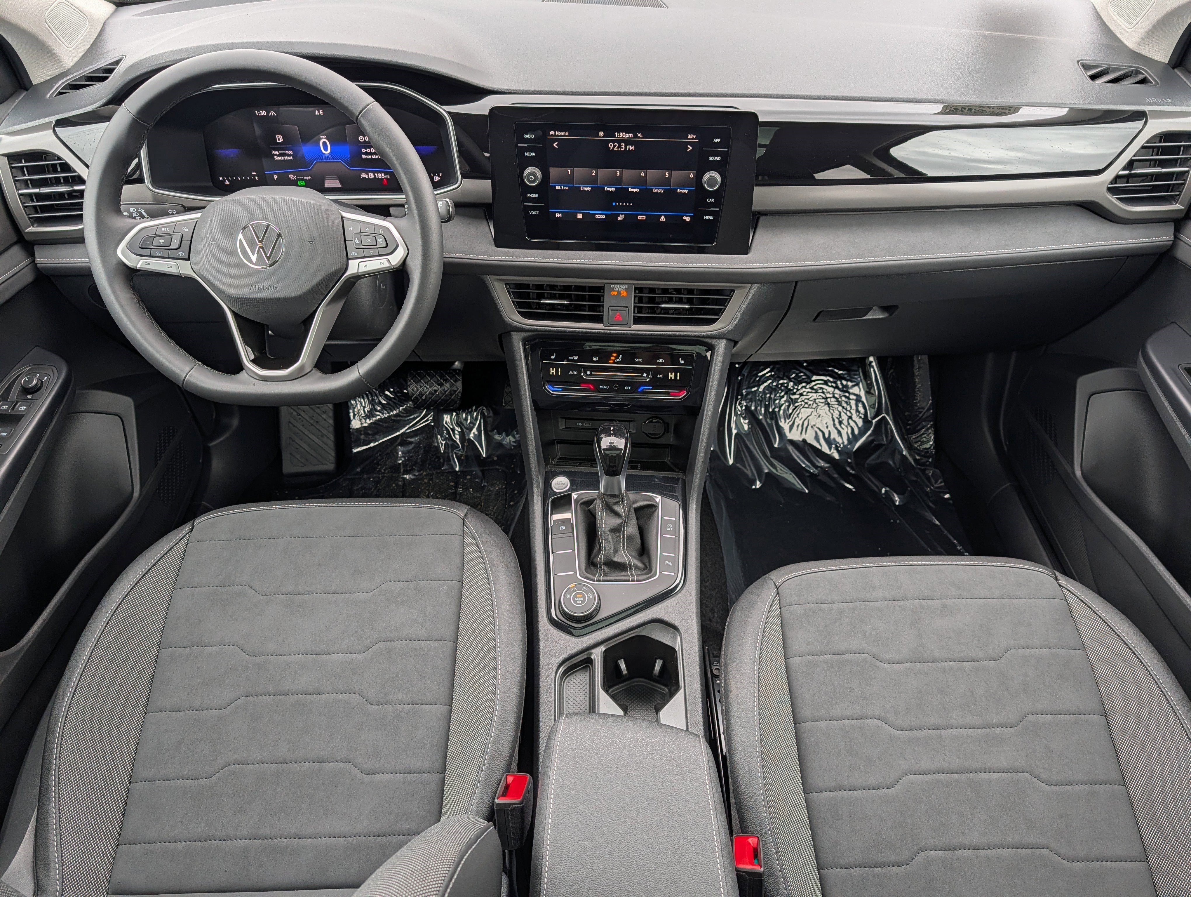 New 2026 Volkswagen Taos SE AWD/4WD image 9