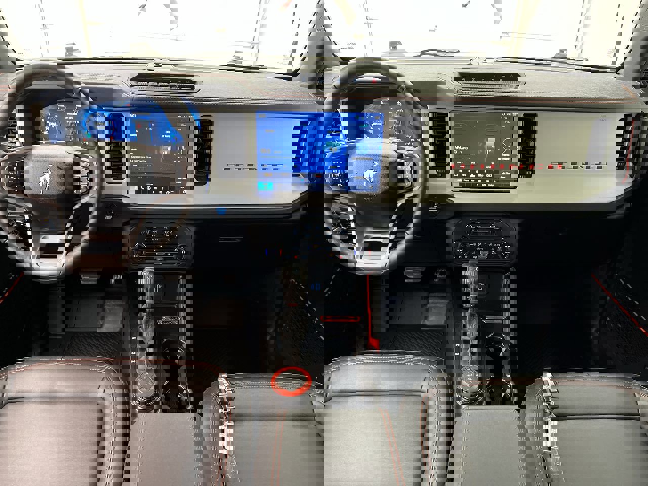 Used 2025 Ford Bronco Stroppe Edition image 4