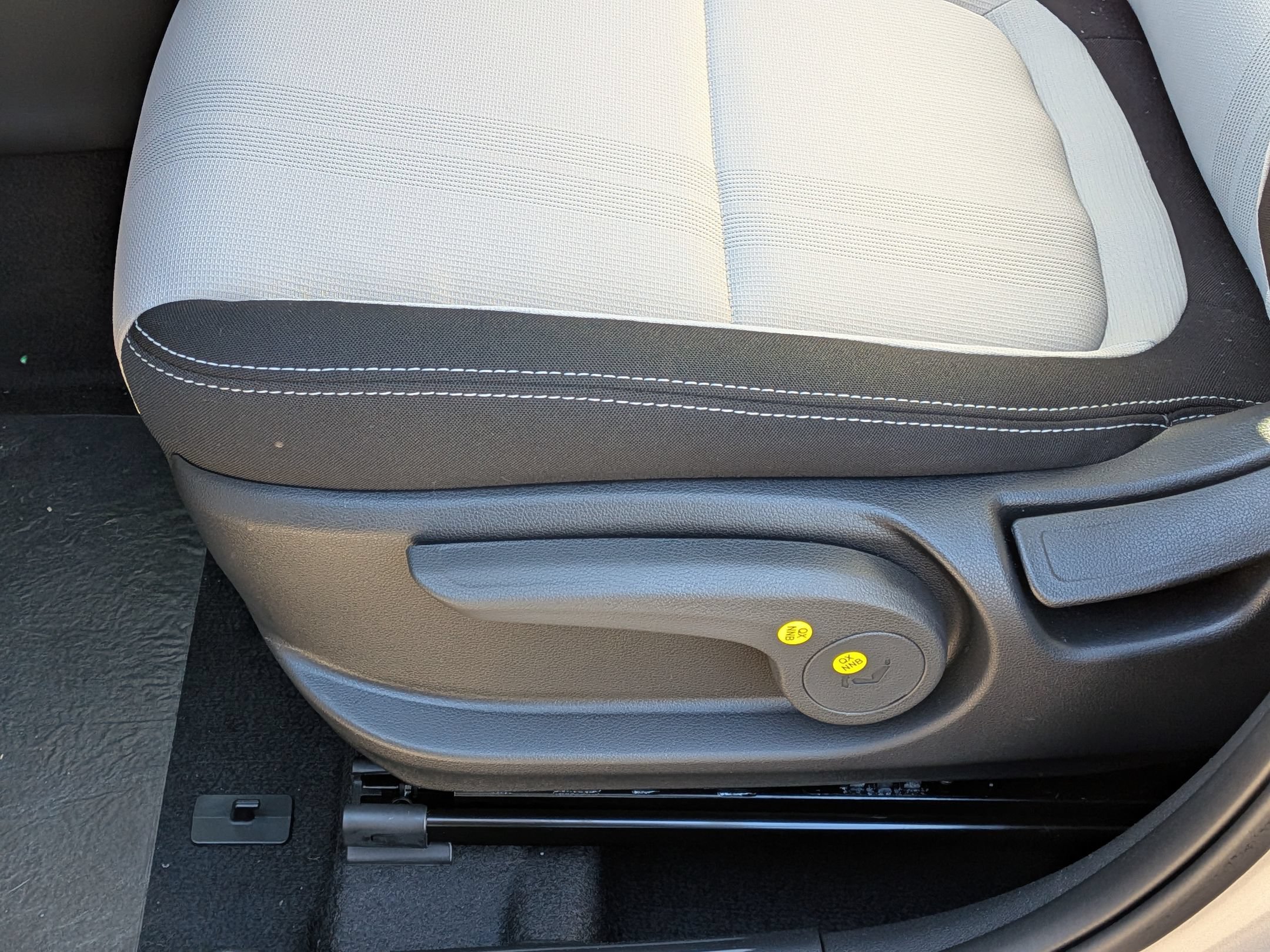 New 2026 Hyundai Venue SEL FWD image 18