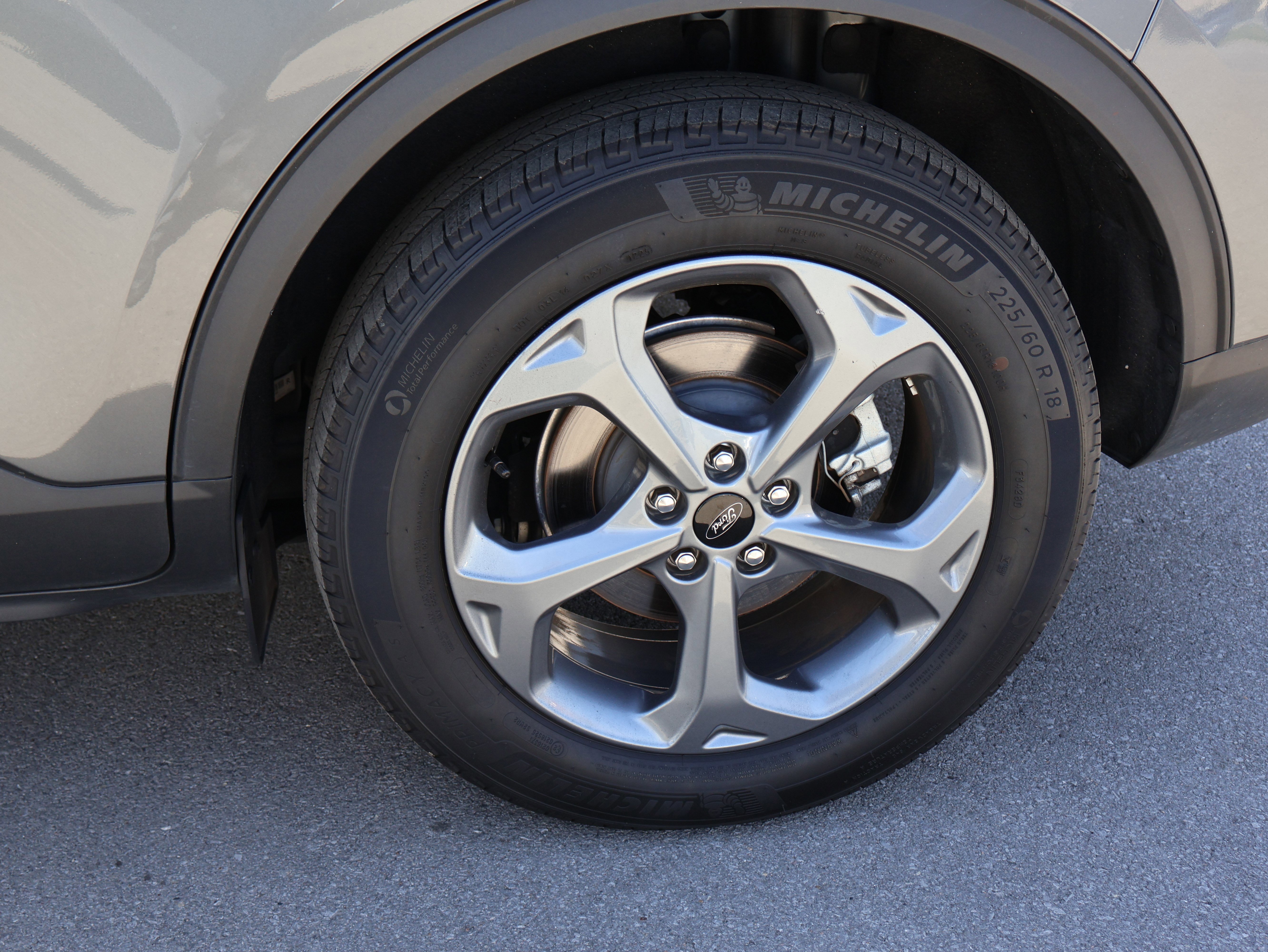 Used 2025 Ford Escape ST-Line AWD/4WD image 36