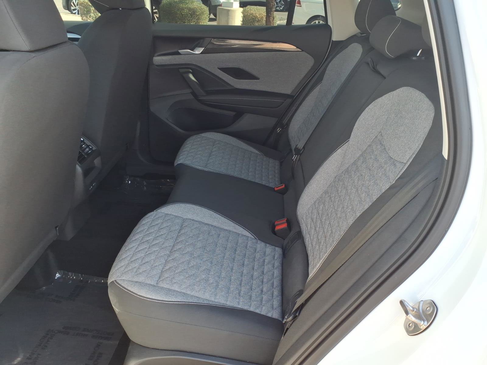 Certified 2025 Volkswagen Tiguan S FWD image 21