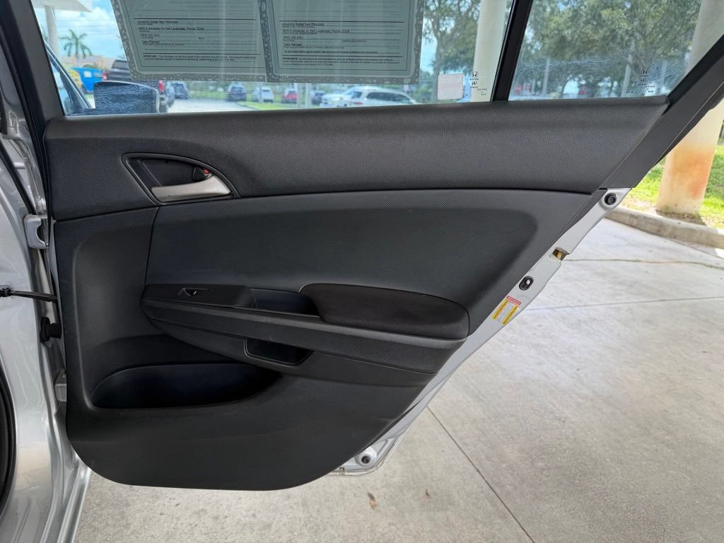 Used 2012 Honda Accord SE image 25