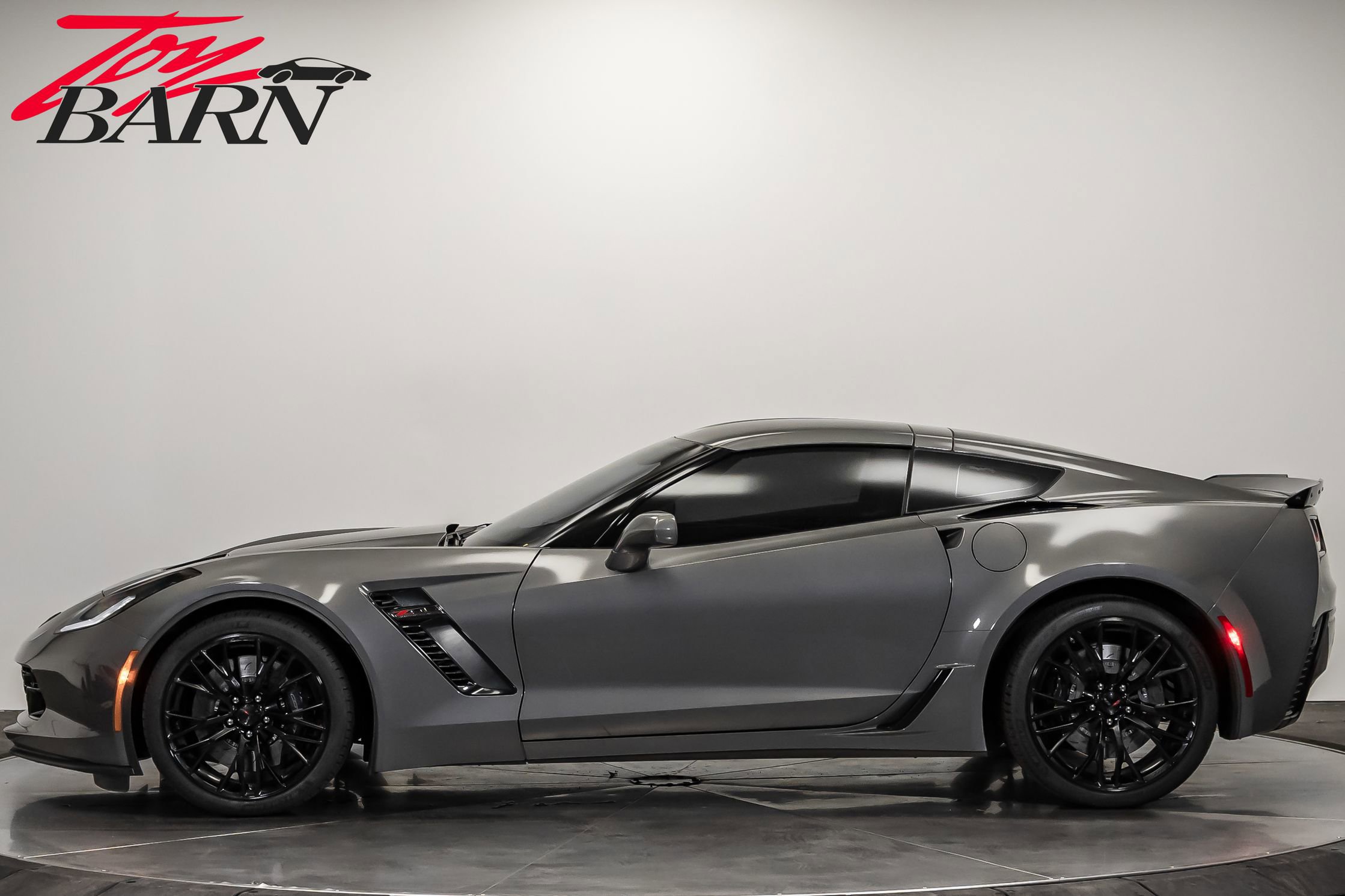 Used 2016 Chevrolet Corvette Z06 w/ 3LZ Preferred Equipment Group image 10