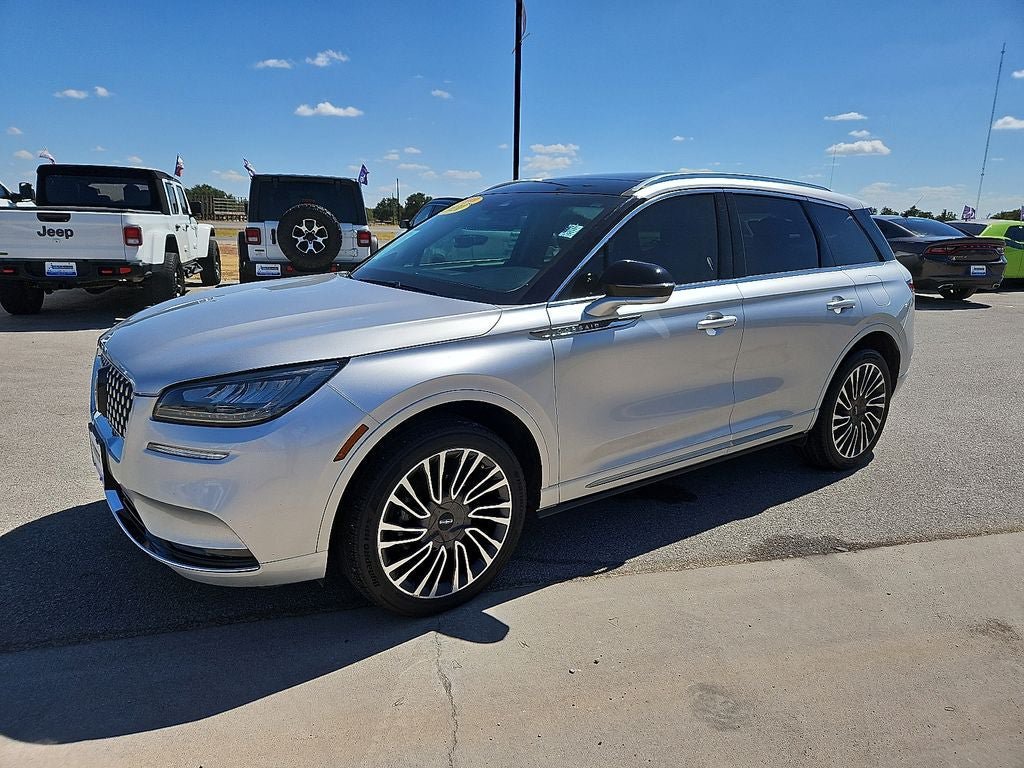 Used 2020 Lincoln Corsair Reserve w/ Appearance Package FWD image 2