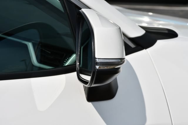 Used 2025 Toyota RAV4 XLE AWD/4WD image 28