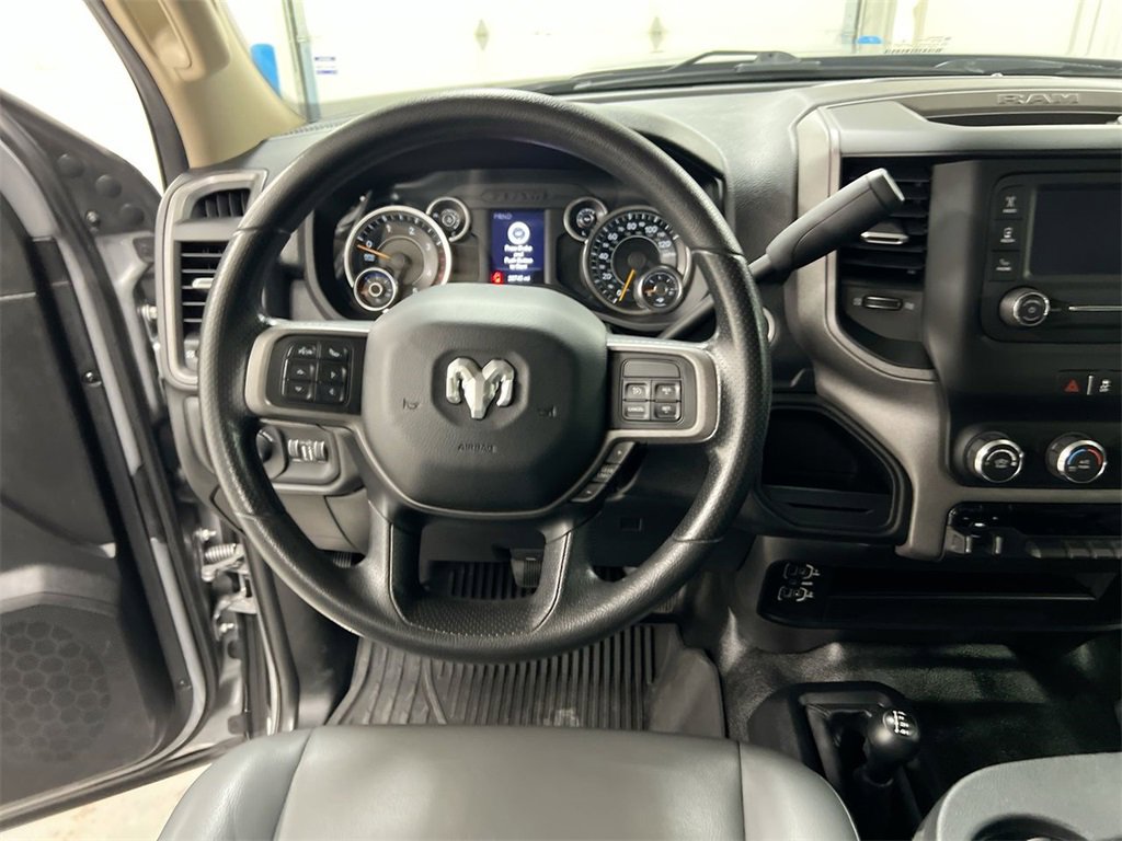 Used 2020 RAM 3500 Tradesman w/ Chrome Appearance Group image 11