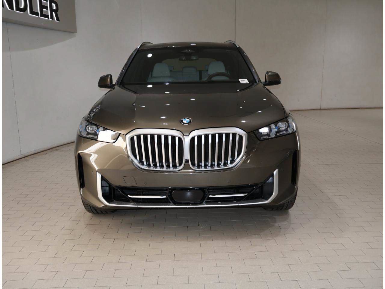 Used 2026 BMW X5 sDrive40i w/ Climate Comfort Package RWD image 9