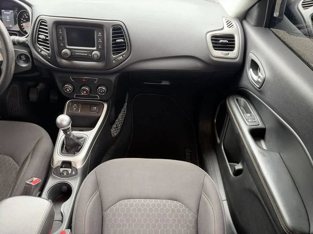 Used 2017 Jeep Compass Sport FWD image 13
