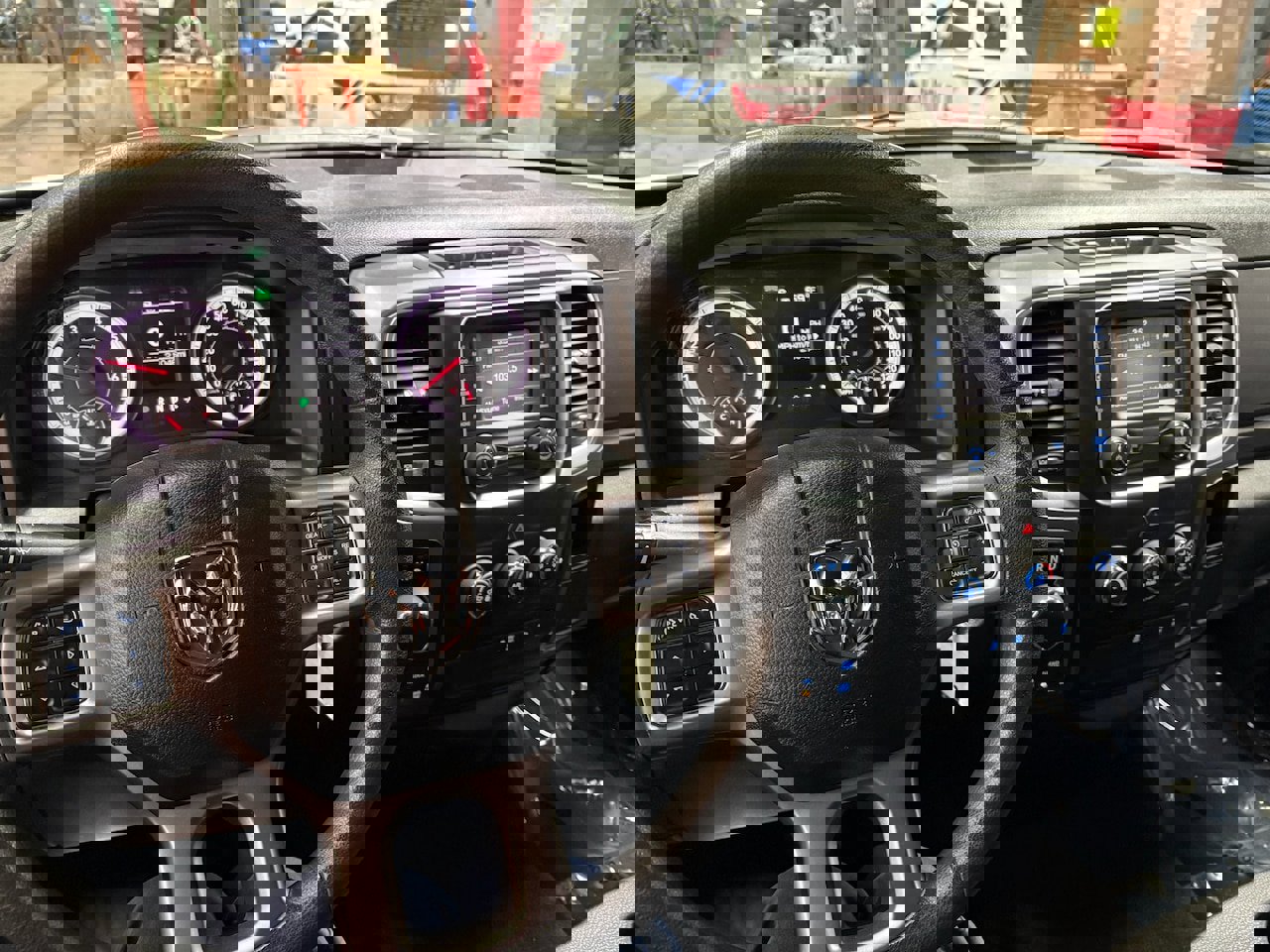 Used 2022 RAM 1500 Classic Warlock image 2