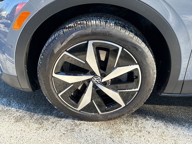 Used 2023 Volkswagen ID.4 Pro S image 10