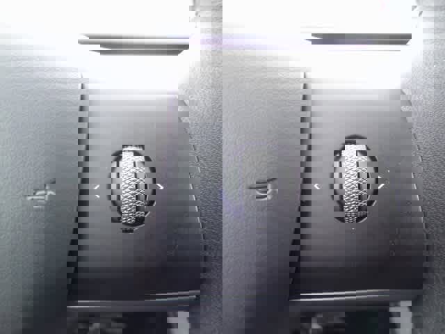 Used 2025 Tesla Model Y Long Range image 16