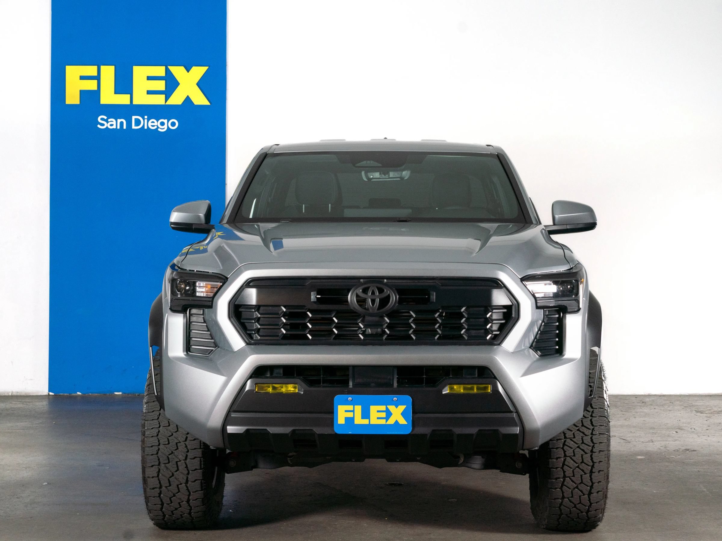 Used 2024 Toyota Tacoma TRD Off-Road AWD/4WD image 2