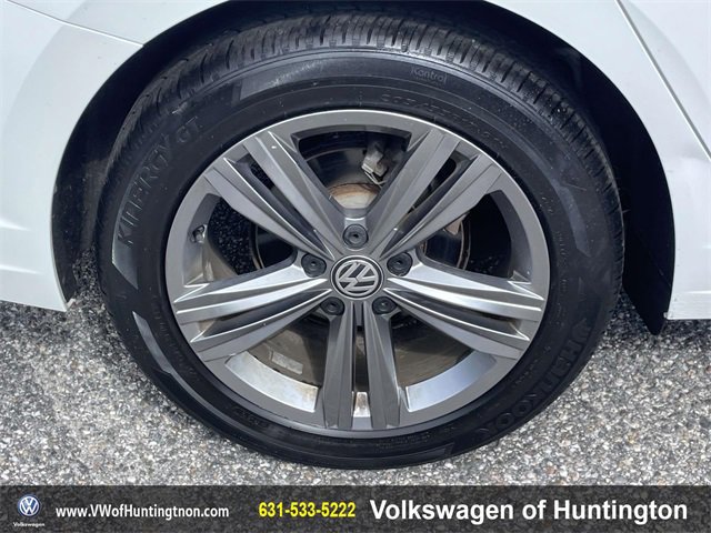 Certified 2019 Volkswagen Jetta R-Line w/ R-Line Cold Weather Package image 7