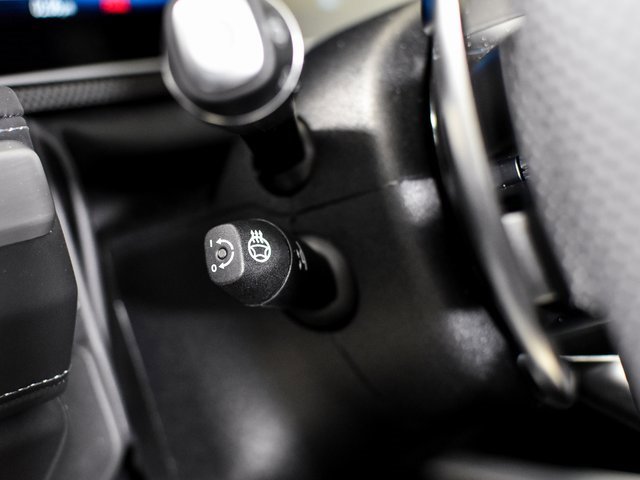 Used 2025 Mercedes-Benz G 63 AMG 4MATIC image 33