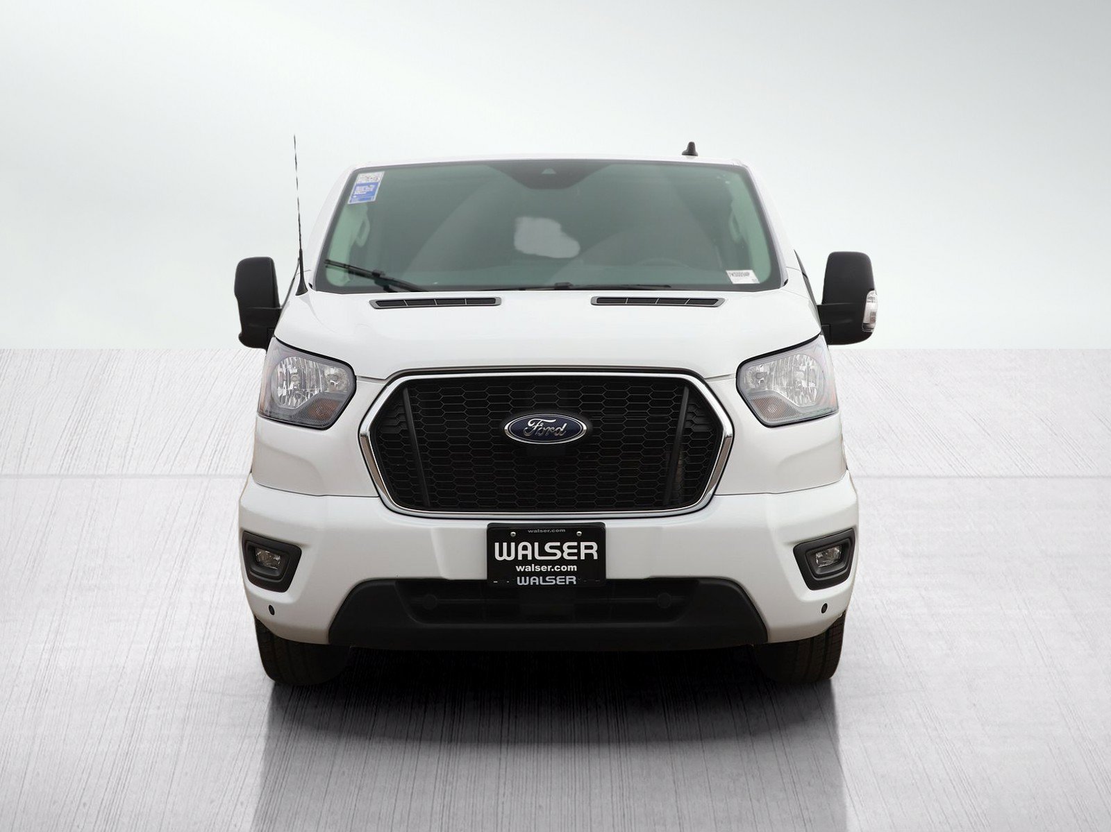 Used 2024 Ford Transit 350 XLT RWD image 8