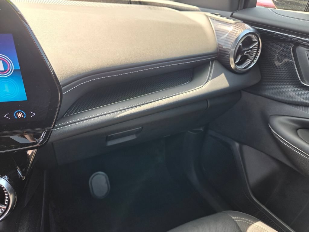 Used 2024 Chevrolet Blazer EV LT AWD/4WD image 28