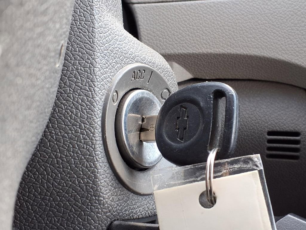 Used 2012 Chevrolet Traverse LS image 20