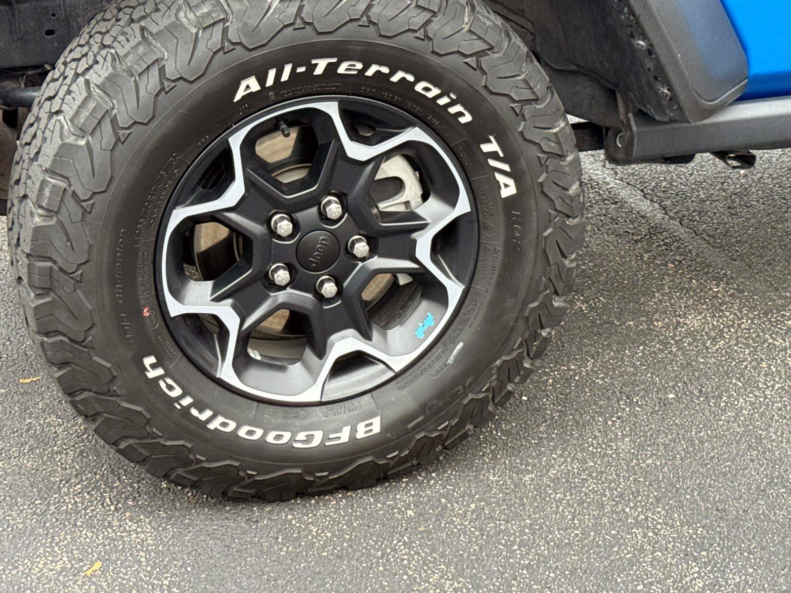 Used 2023 Jeep Wrangler Unlimited Rubicon 4xe w/ Safety Group AWD/4WD image 5