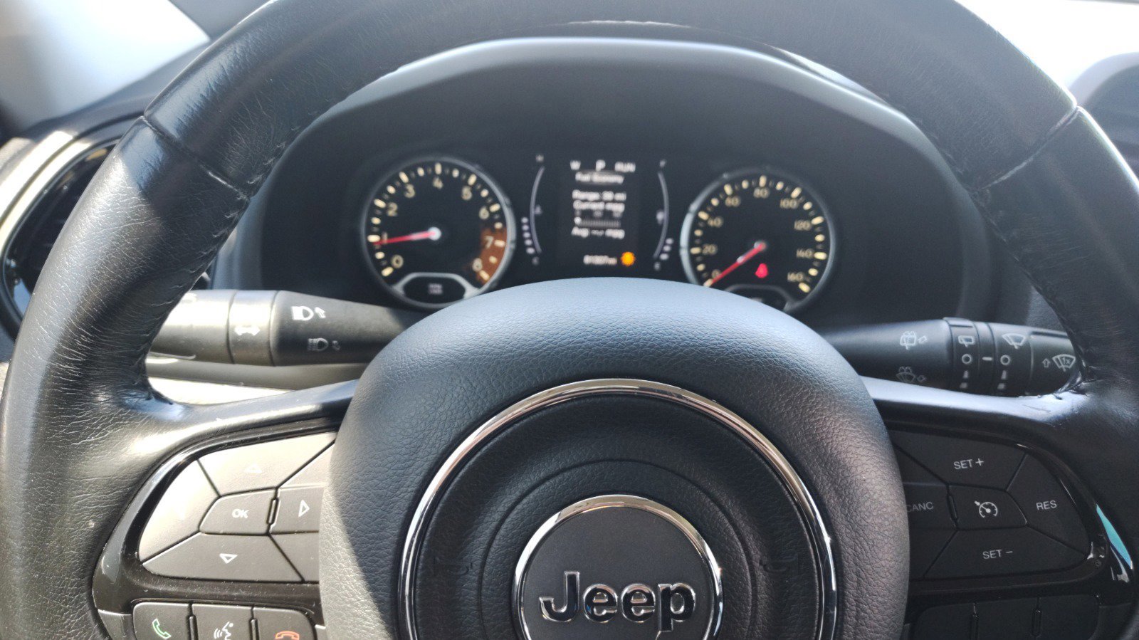 Used 2018 Jeep Renegade Altitude w/ Popular Equipment Group FWD image 26