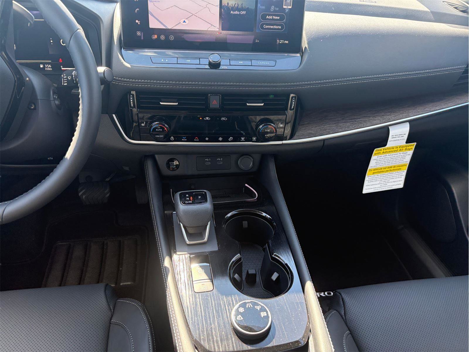 New 2026 Nissan Rogue Platinum w/ Platinum Premium Package image 11