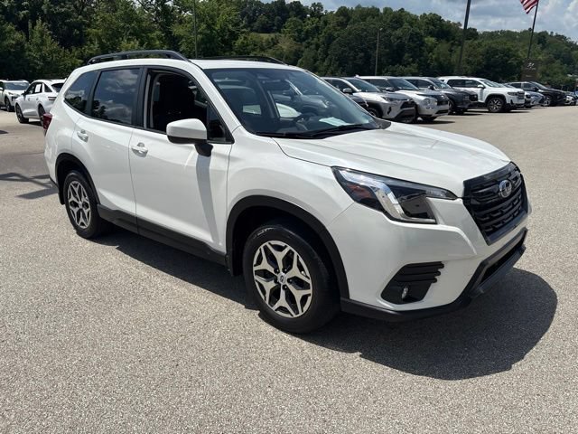 Used 2024 Subaru Forester Premium AWD/4WD image 7