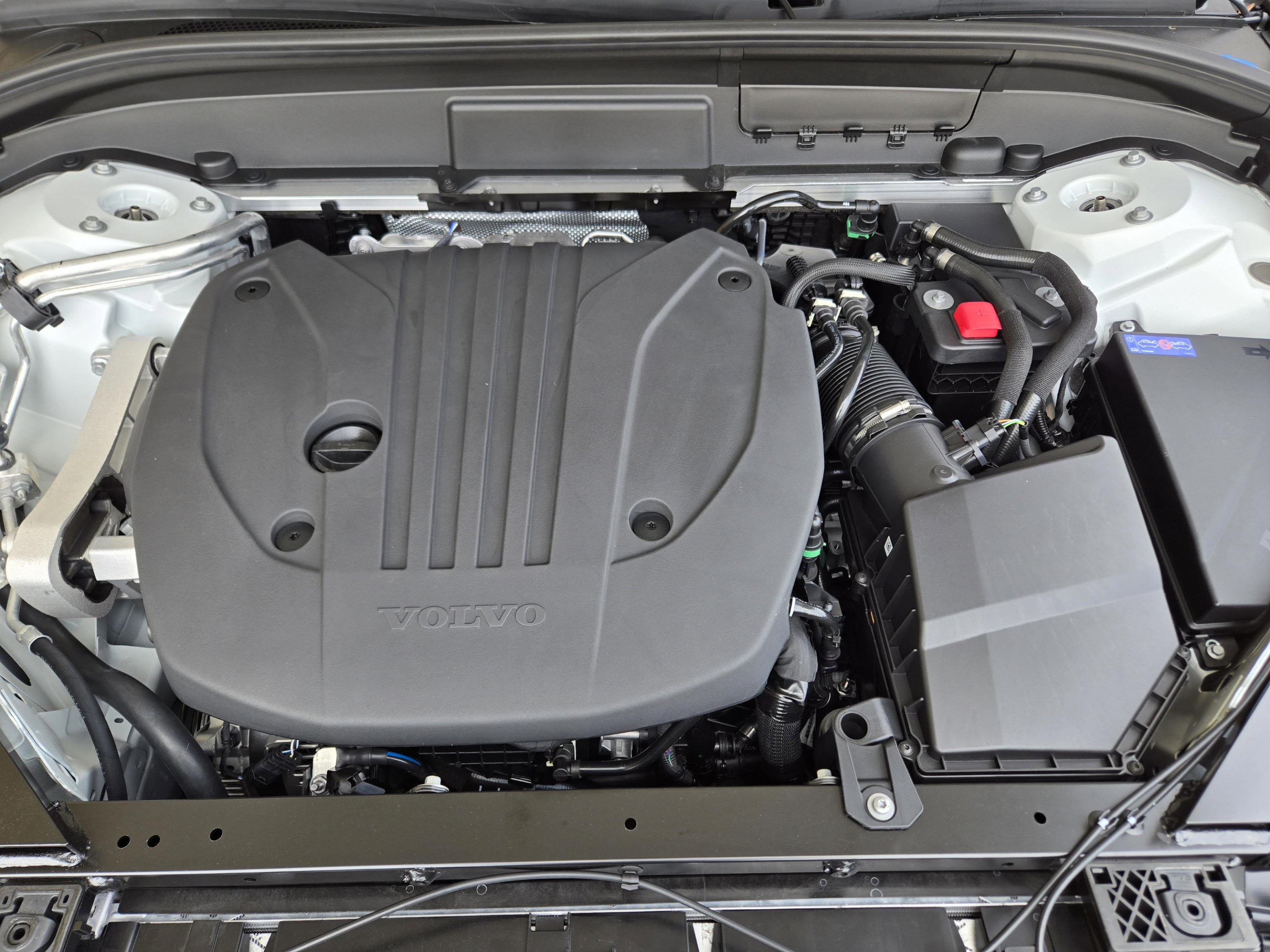 New 2026 Volvo XC60 B5 Core AWD/4WD image 26