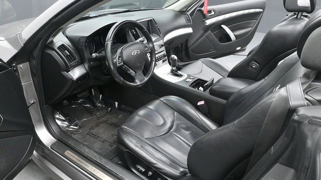 Used 2009 INFINITI G37 Convertible w/ Premium Pkg RWD image 9
