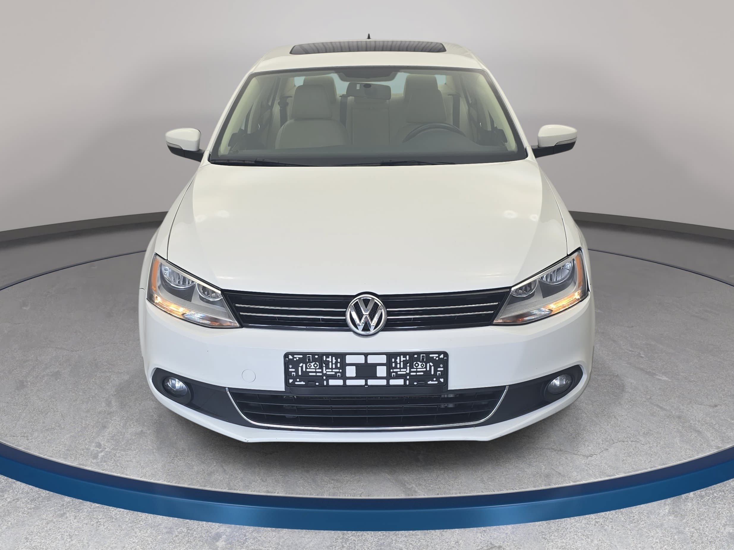 Used 2014 Volkswagen Jetta TDI FWD image 2
