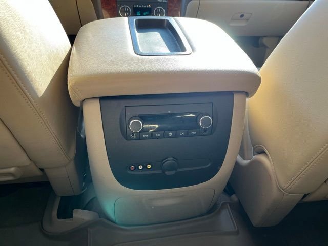 Used 2014 Chevrolet Silverado 2500 LTZ w/ LTZ Plus Package image 29