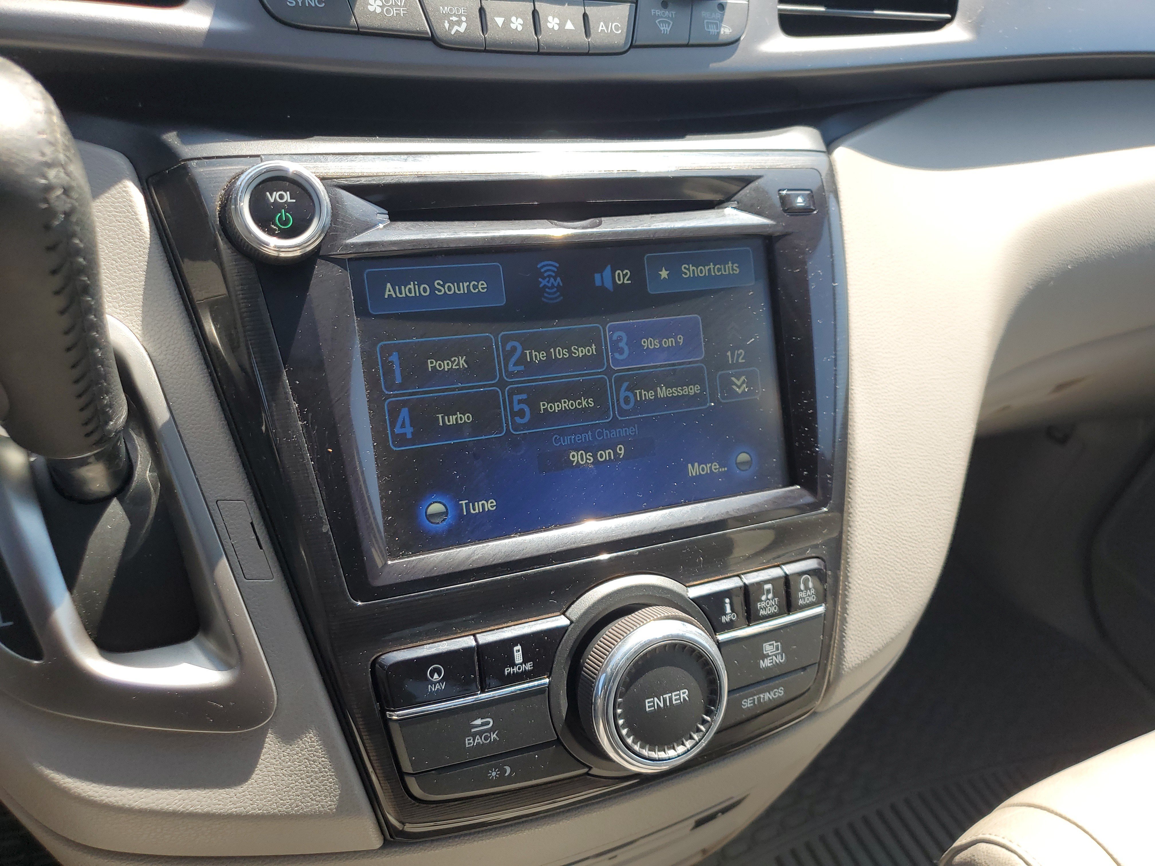Used 2014 Honda Odyssey Touring image 20