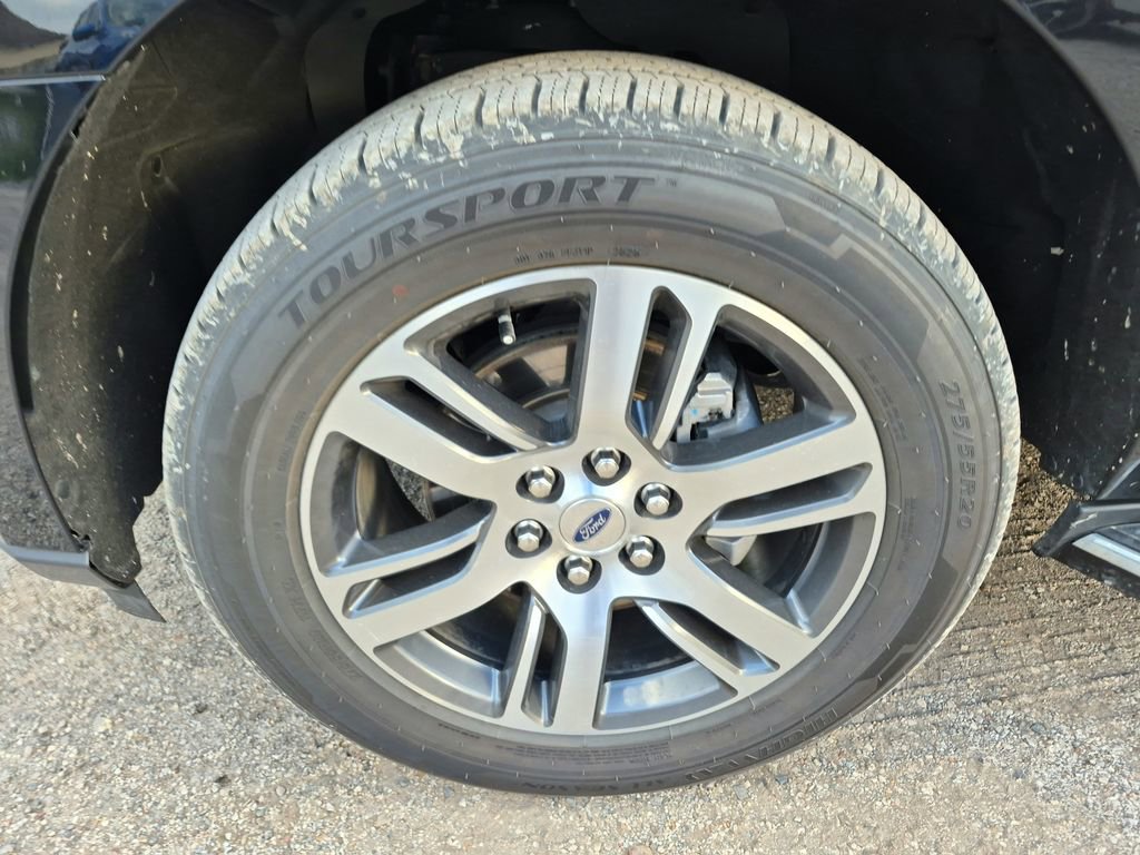 Used 2023 Ford Expedition Limited image 9