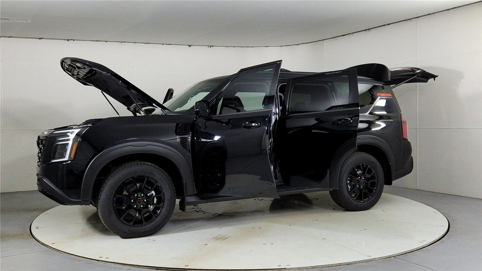 New 2025 Nissan Armada PRO-4X w/ Pro-4X Premium Package image 10