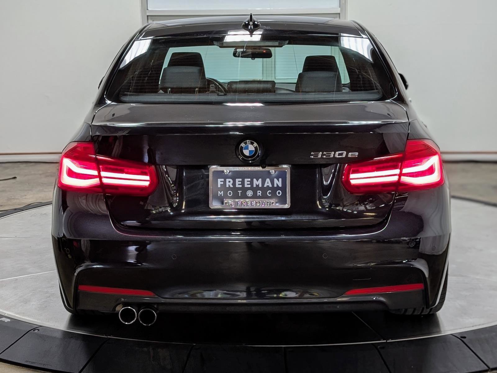 Used 2017 BMW 330e RWD image 8