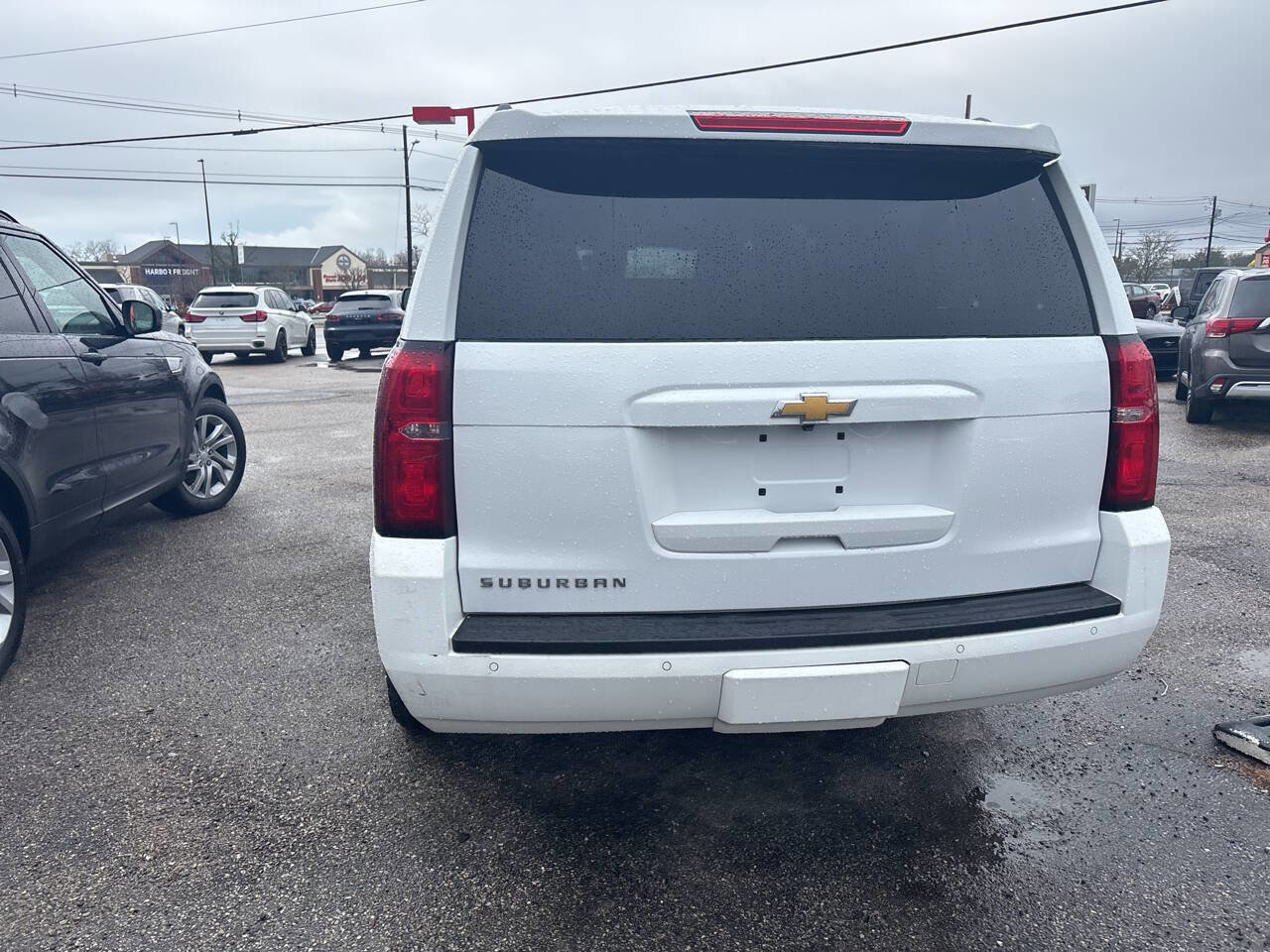 Used 2016 Chevrolet Suburban LT AWD/4WD image 6